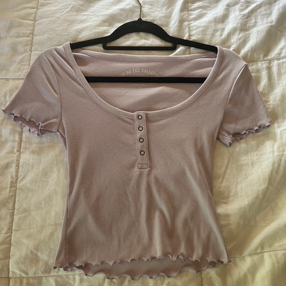 Light purple cropped shirt